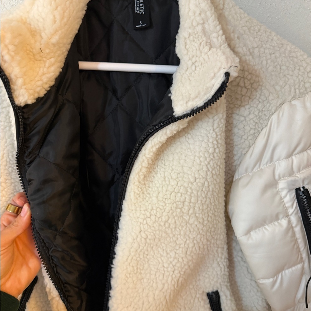 Off-white sherpa fleece and puffer mixed bomber jacket - Picture 4 of 4